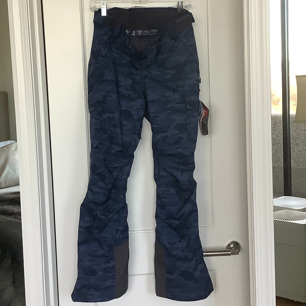 NWT Helly Hansen Switch Cargo 2.0 Ski Pant Graphite Blue Camo Size XS
